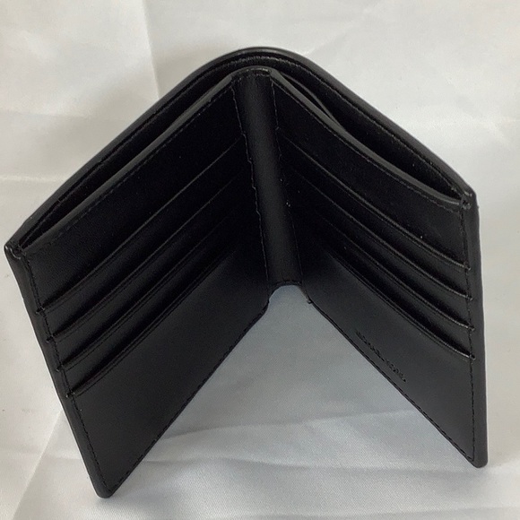 NWT Michael Kors Cooper Billfold Wallet - Picture 2 of 3